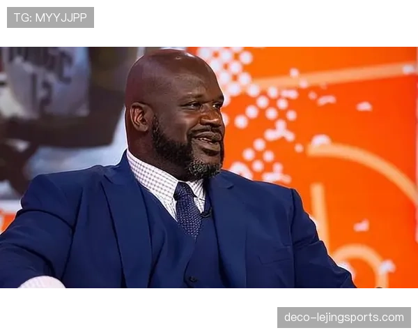 奥尼尔内线强攻压制对手篮板，统治力明显提升球队防守效率