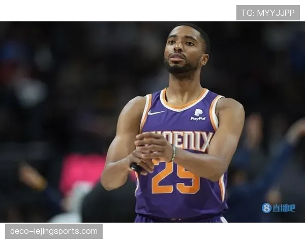 布里奇斯无球跑动制造空位，3D价值在季后赛进一步凸显