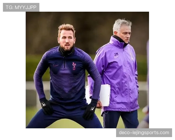 凯恩高位逼抢驱动进攻：关键战中核心角色的战术转型